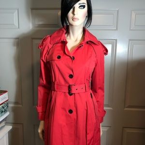Coral French Connection trench coat